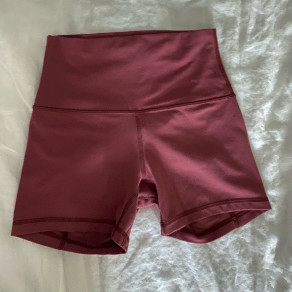 Lululemon Size 4 High Rise Shorts